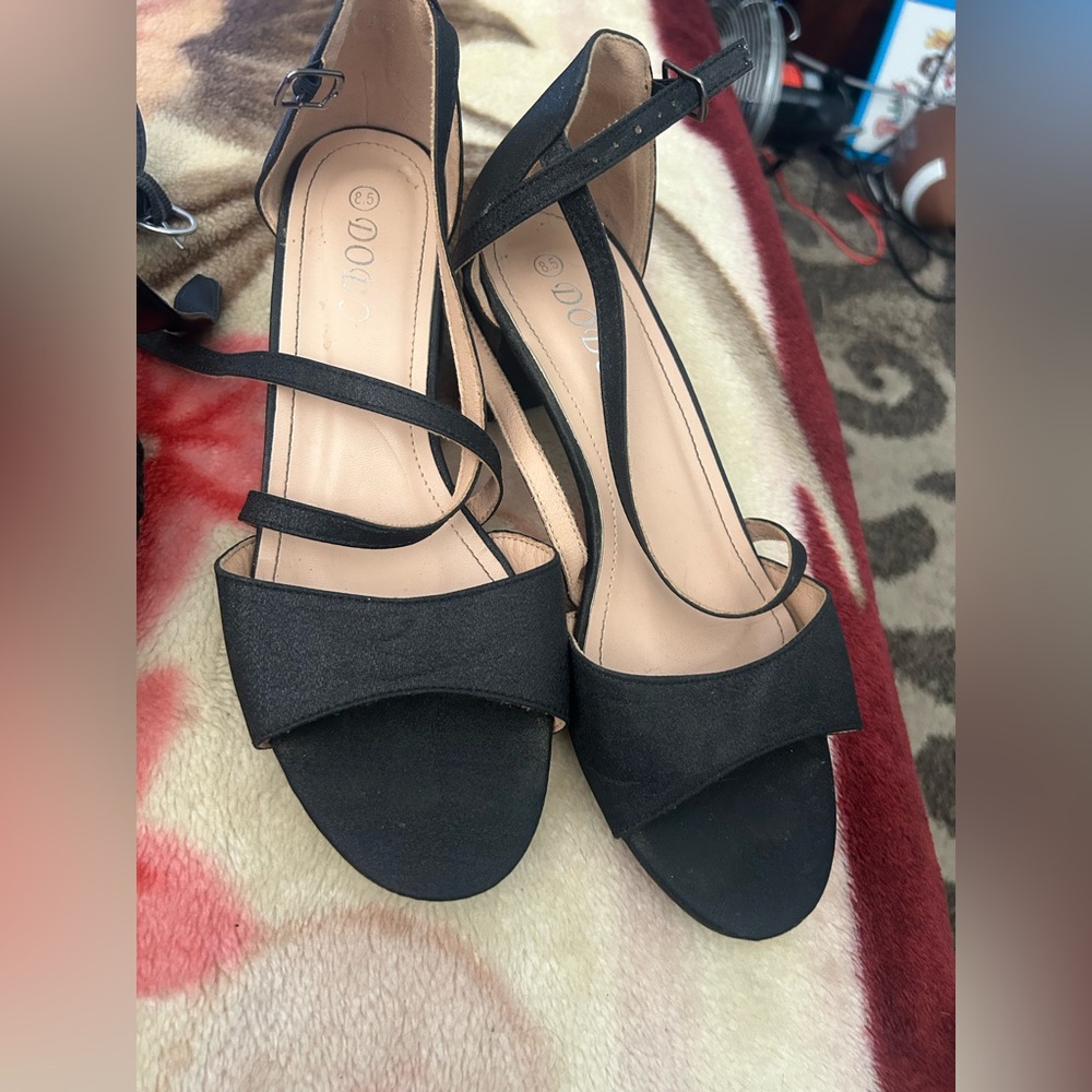 Chic Black Women's Sandals
